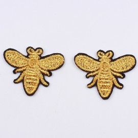 Patchs abeille brodés couleur or  4.3 x 5.3 cm
