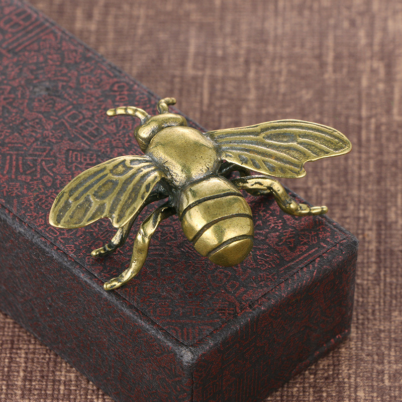 Figurine d'abeille en bronze rétro