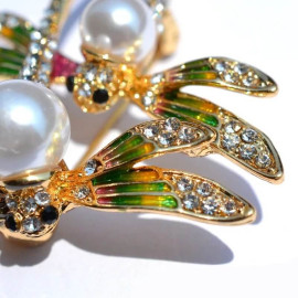 Élégante Broche double Libellules en Émail Multicolore avec perles - détails perles