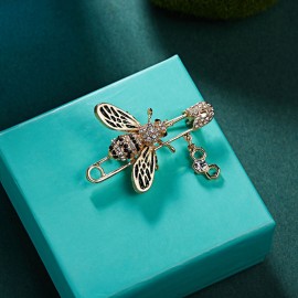 magnifique broche épingle petite abeille en cristal strass vert